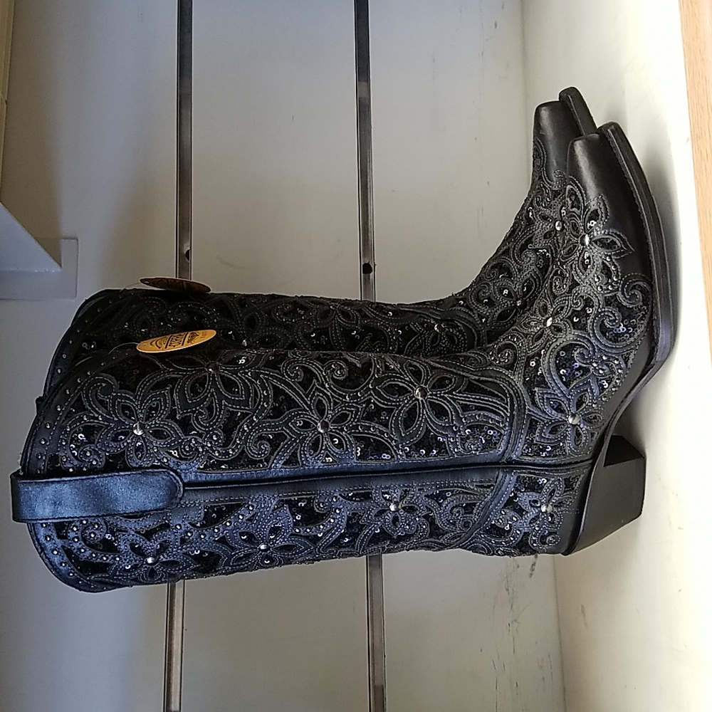 New Womens Corral A3752
